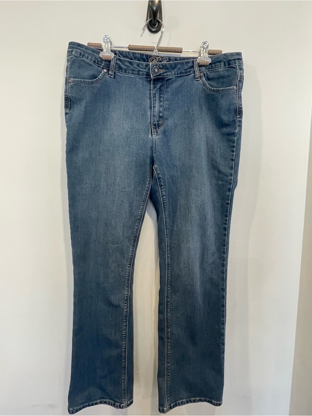 Buffalo David Bitton Women's Boot Cut Jeans in Medium Blue - Picture 2 of 11